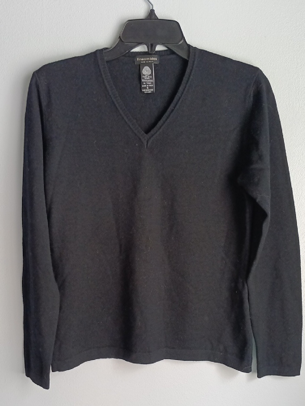 Lineamidas Black Wool Fine Vneck Sweater